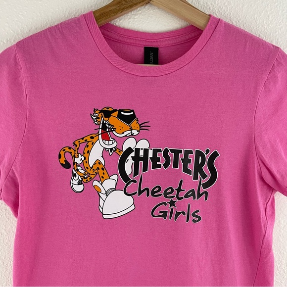 Y2K Vibes Hot Pink Chester’s Cheetah Girls Crewneck Short Sleeve Graphic Tee - Picture 2 of 7